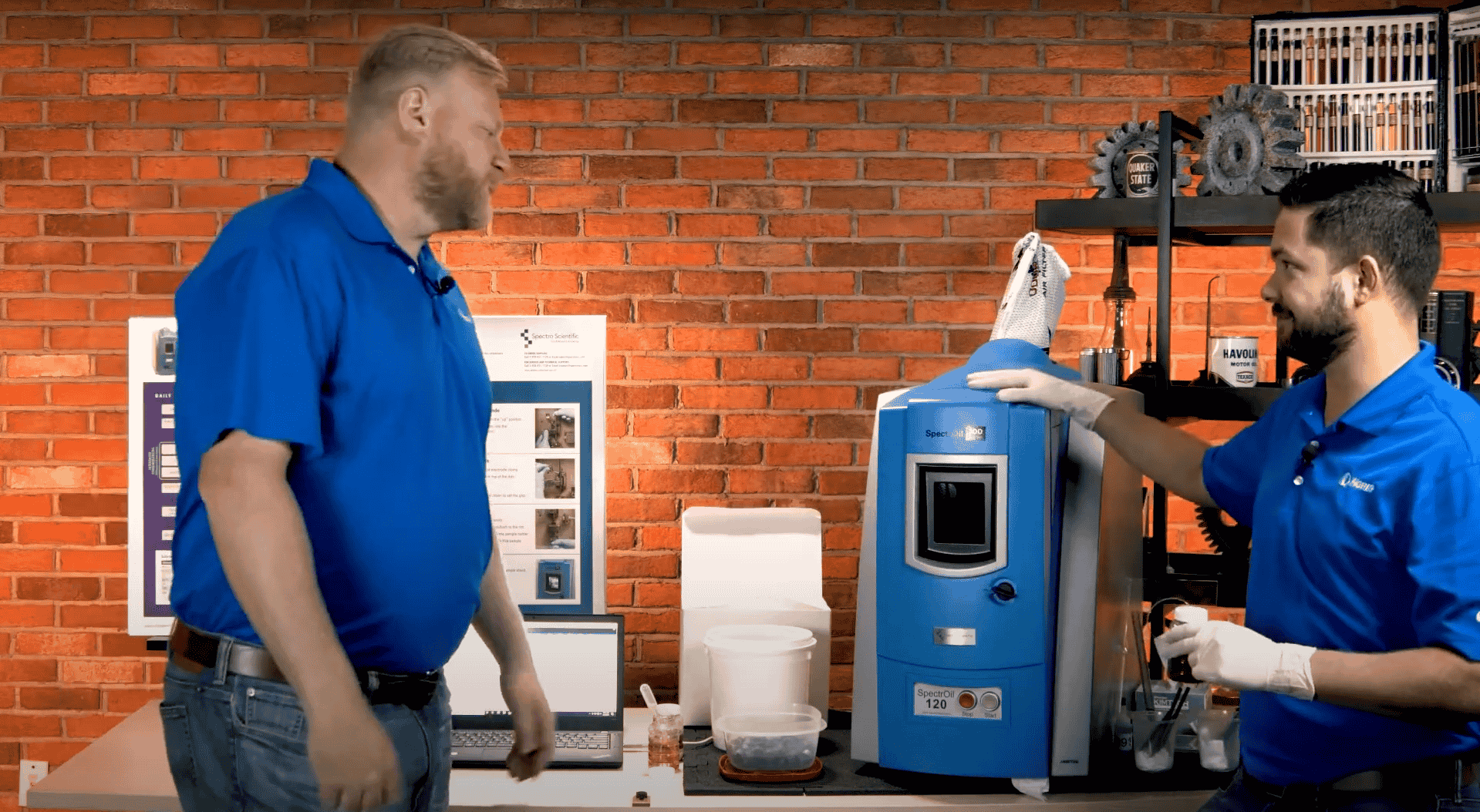 Unboxing SpectrOil 100